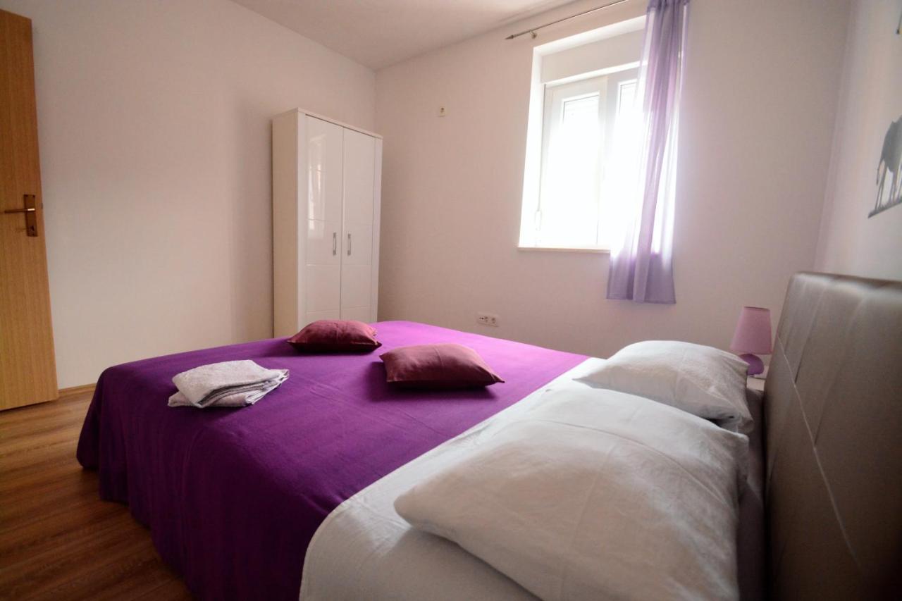 Kala And Tina Apartments Podstrana Kültér fotó