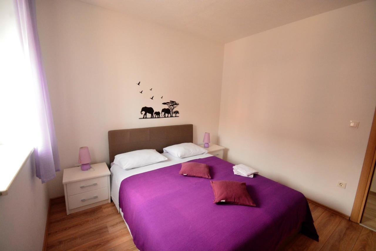 Kala And Tina Apartments Podstrana Kültér fotó